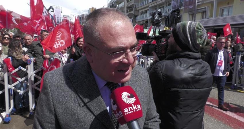 CHP’nin Kuşadası mitingi… CHP Aydın Milletvekili Karakoz: “İktidar partisi ne yaparsa yapsın, Cumhuriyet Halk Partililer olarak dimdik ayaktayız” CHP Aydın Milletvekili Evrim Karakoz, Kuşadası'nda "Millet İradesine Sahip Çıkıyor"