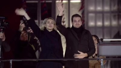 "Millet İradesine Sahip Çıkıyor" mitinginde konuşan Dilek Kaya İmamoğlu, "Hiç