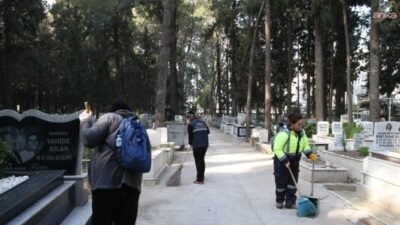 Çiğli Belediyesi, Ramazan Bayramı öncesinde ilçe genelindeki cami ve mezarlıklarda