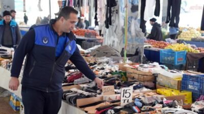 Çukurova Belediyesi Zabıta Müdürlüğü, vatandaşların güvenli alışveriş yapabilmesi amacıyla semt