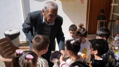 Çukurova Belediyesi’ne bağlı semt kreşlerinde eğitim gören minik öğrenciler, Yaşlılar