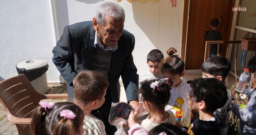 Çukurova Belediyesi’ne bağlı semt kreşlerinde eğitim gören minik öğrenciler, Yaşlılar