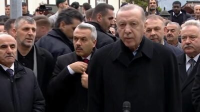 Cumhurbaşkanı Recep Tayyip Erdoğan Rize'de, "Rabbim Ramazan Bayramı'nı tüm alemi