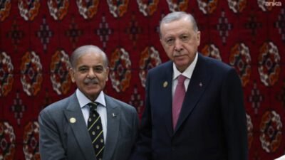 Cumhurbaşkanlığı'ndan, Cumhurbaşkanı Recep Tayyip Erdoğan'ın Pakistan Başbakanı Şahbaz Şerif ile
