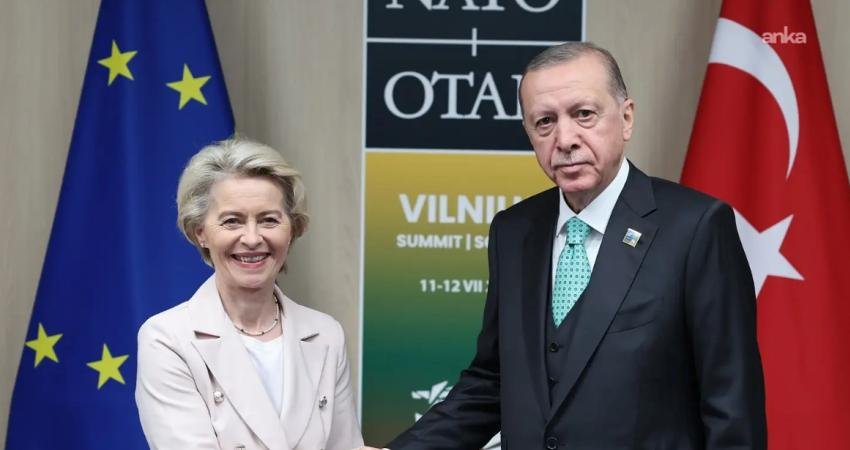 Cumhurbaşkanı Erdoğan, AB Komisyonu Başkanı Leyen ile İran’a yönelik saldırıları görüştü Cumhurbaşkanı Recep Tayyip Erdoğan, AB Komisyonu Başkanı Ursula von der