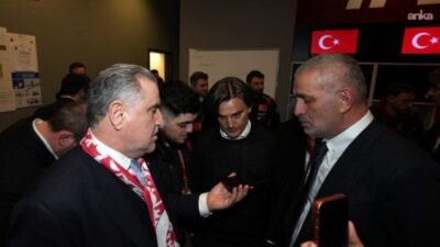 Cumhurbaşkanı Erdoğan, Dünya Kupası Avrupa Elemelerinde Romanya’yı yenen A Milli Futbol Takımı telefonla arayarak tebrik etti Cumhurbaşkanı Recep Tayyip Erdoğan, 2026 FIFA Dünya Kupası Avrupa elemeleri