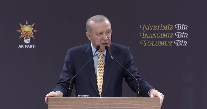Cumhurbaşkanı Erdoğan: Önceliğimiz ateşkes sağlanması ve diyalog kapısının açılmasıdır Cumhurbaşkanı Recep Tayyip Erdoğan, ABD ve İsrail'in İran'a yönelik saldırılarına