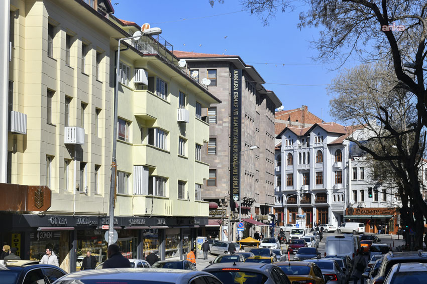 Ankara Büyükşehir Belediyesi, Anafartalar Caddesi’ndeki çalışmalarda sona yaklaştı Ankara Büyükşehir Belediyesi, Anafartalar Caddesi’nde yürüttüğü sokak sağlıklaştırma ve kentsel