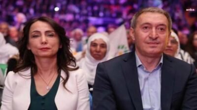 DEM Parti Eş Genel Başkanları Tuncer Bakırhan ve Tülay Hatimoğulları,