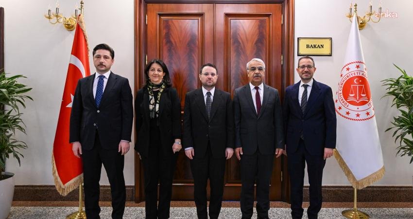 DEM Parti İmralı Heyeti, Adalet Bakanı Akın Gürlek ile bir