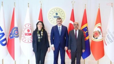 DEM Parti İmralı Heyeti, İçişleri Bakanı Mustafa Çiftçi ile bir