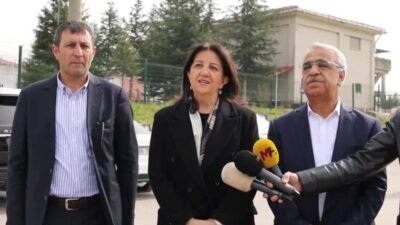 DEM Parti İmralı Heyeti üyeleri Pervin Buldan ve Mithat Sancar, önceki