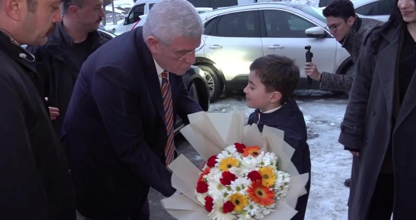 İYİ Parti Genel Başkanı Müsavat Dervişoğlu, “Bu millete sorsunlar bakalım.