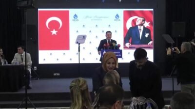 DEVA Partisi Genel Başkanı Ali Babacan, Diyarbakır’da katıldığı iftar programında