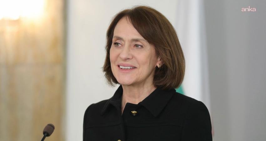 Dışişleri Bakanı Fidan, Bulgaristan Dışişleri Bakanı Neynski ile telefonda görüştü Dışişleri Bakanı Hakan Fidan, Bulgaristan Dışişleri Bakanı Nadejda Neynski ile