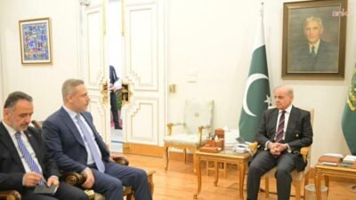 Dışişleri Bakanı Hakan Fidan, Pakistan temasları kapsamında Başbakan Şahbaz Şerif
