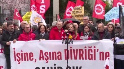 Divriği'de işten çıkarılan madenciler Ankara'ya gelerek DİSK ile birlikte OYAK