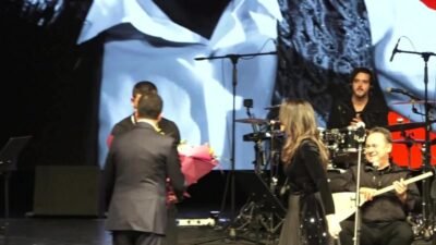 Çankaya Belediyesi, usta sanatçı Edip Akbayram’ı, vefatının birinci yılında, düzenlediği