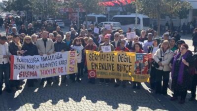 Balıkesir’in Edremit ilçesinde emekliler "bayram ikramiyelerinin en az asgari ücret