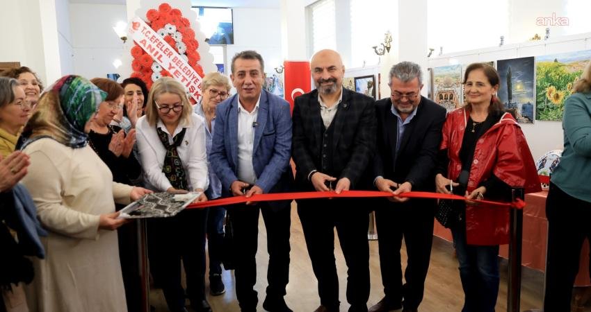 Efeler’de “Resim ve Çini Kursu Sergisi” kapılarını ziyaretçilere açtı Efeler Belediyesi ile Efeler Halk Eğitim Merkezi iş birliğinde düzenlenen