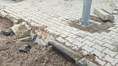 Elazığ’ın merkez Sanayi Mahallesi sakinleri, mahallelerinin kaderine terk edildiğini belirterek