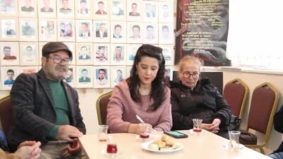 EMEP Milletvekili Sevda Karaca, Soma katliamında yaşamını yitiren madencilerin aileleriyle bir