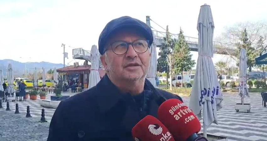 Enflasyon rakamları açıklandı… Hopalılar geçim sıkıntısını dile getirdi: “15 gündür et alamıyoruz” Artvin'in Hopa ilçesinde Türkiye İstatistik Kurumu'nun (TÜİK) açıkladığı enflasyon oranlarını