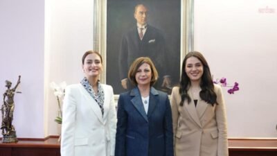 Eskişehir Büyükşehir Belediye Başkanı Ayşe Ünlüce, Bucak Belediye Başkanı Hülya Gümüş