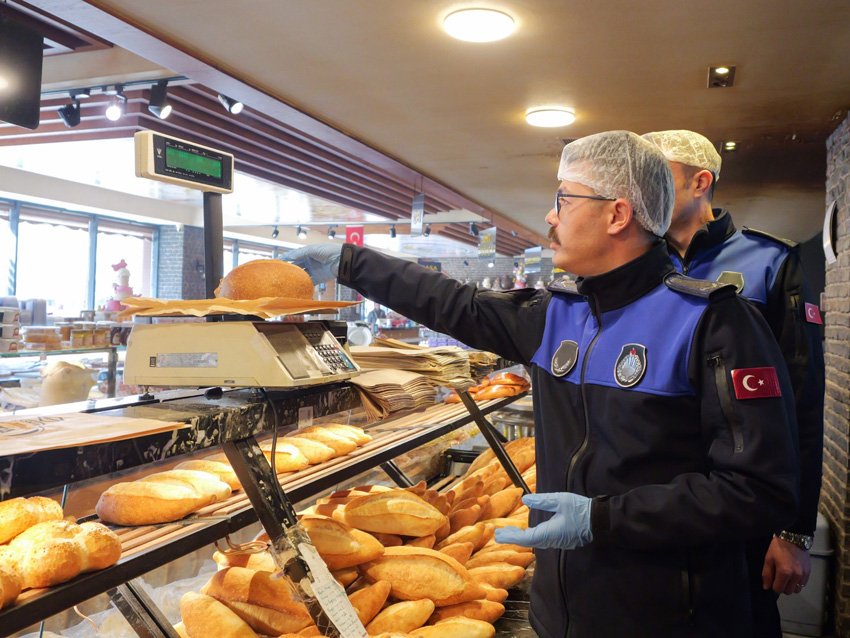 Etimesgut Belediyesi zabıta ekipleri, Ramazan Bayramı öncesinde market, fırın ve