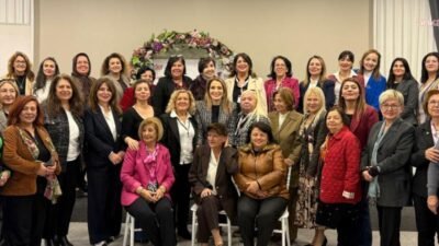 Kadın Adayları Destekleme Derneği (KA.DER) tarafından düzenlenen “KA.DER Kürsü –