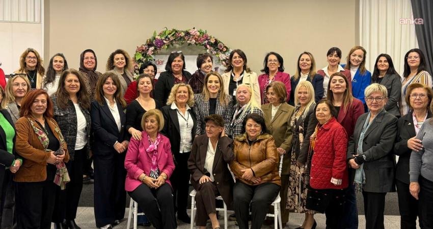 Kadın Adayları Destekleme Derneği (KA.DER) tarafından düzenlenen “KA.DER Kürsü –