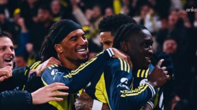 Süper Lig'in 25. haftasında Fenerbahçe, sahasında Samsunspor'u 3-2 mağlup etti.