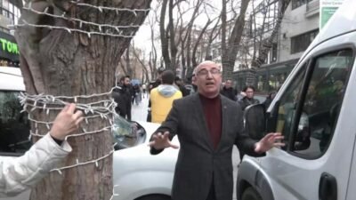 Ankara'da gazeteciler, BirGün Gazetesi muhabiri İsmail Arı'nın bayram nedeniyle aile