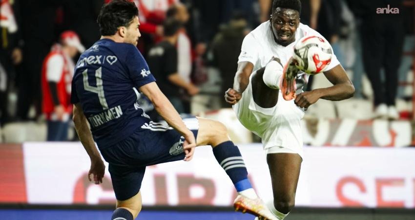 Gaziantep FK, Süper Lig’in 26. haftasında konuk olduğu Antalyaspor’u 4-1