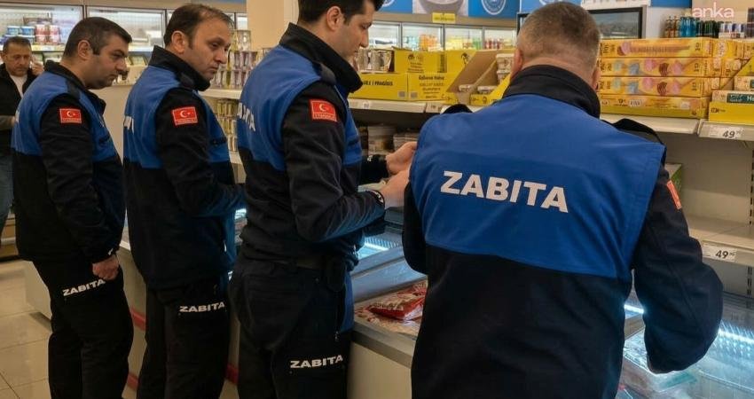 Gemlik Belediyesi Zabıta Müdürlüğü ekipleri, ilçe genelinde marketlere yönelik denetimlerini