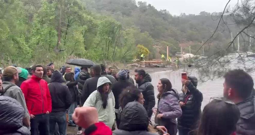 Göcek’te Osmanağa Koyu’nda gerilim: Turizm tesisi protestosuna jandarma engeli Muğla’nın Fethiye ilçesine bağlı Göcek Mahallesi’ndeki Osmanağa Koyu’nda yapılması planlanan