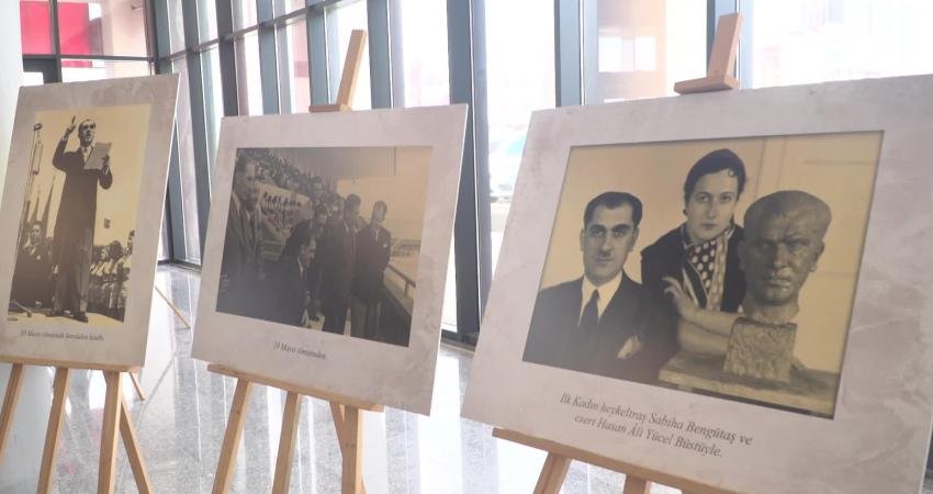 Eski Milli Eğitim Bakanı, yazar ve şair Hasan Âli Yücel,