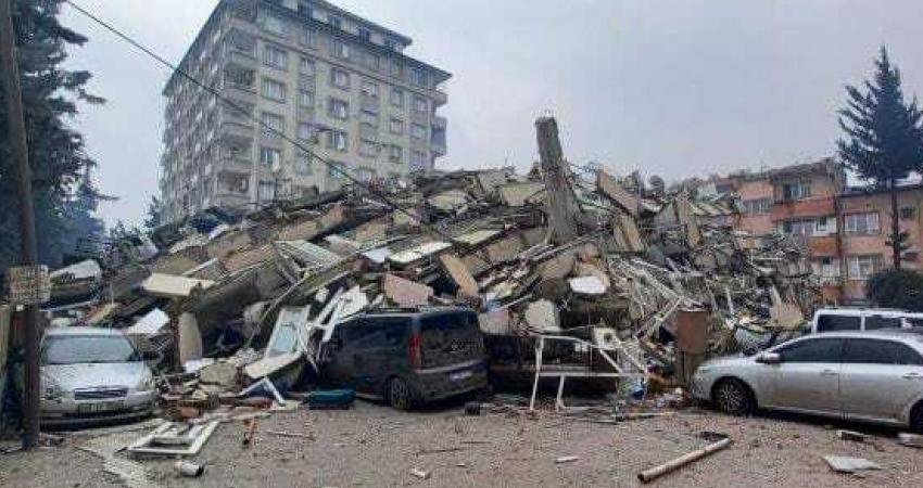 Hatay Antakya ilçesi Akevler Mahallesi’nde yıkılan Torunlar Apartmanı davasında ilk