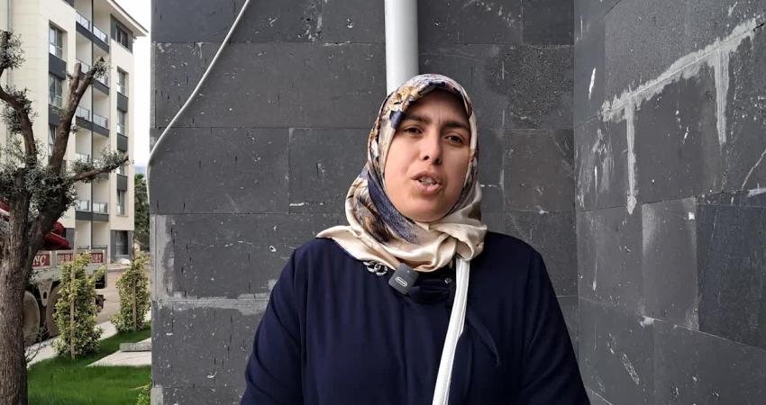 Hatay’da “rezerv alan mağduriyeti” sürüyor, depremzede Kayalı: “Merkezdeki dubleks dairemin yerine şehir dışında 90 metrekare daire verildi” 6 Şubat 2023 Kahramanmaraş merkezli depremler sonrası ilan edilen rezerv