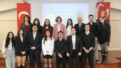 Eskişehir’de düzenlenen "Hukuk Dünyasından Kadınlar" başlıklı etkinlikte, kadınların hukuk alanındaki