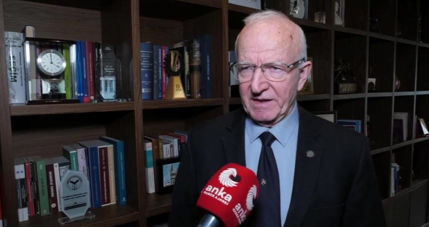 İstanbul Barosu Başkanı İbrahim Kaboğlu, CHP’nin cumhurbaşkanı adayı ve İBB