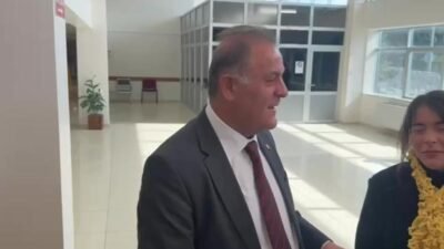 İstanbul Büyükşehir Belediyesi (İBB) Davası’nı takip etmek için Silivri’ye gelen