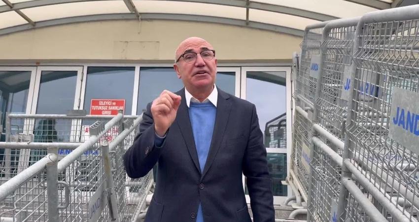 CHP Şanlıurfa Milletvekili Mahmut Tanal, İBB Davası'nda duruşmanın yapıldığı salonu