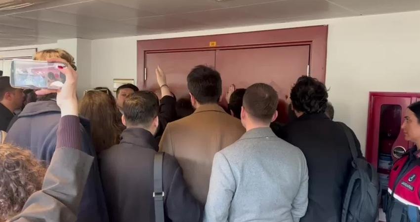 İBB Davası’nın ikinci gününde avukatlara kimlik kontrolü zorunluluğu getirilmesi gerginliğe