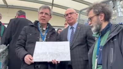 CHP'nin Cumhurbaşkanı adayı Ekrem İmamoğlu'nun da arasında bulunduğu 407 sanıklı