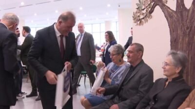 İBB Başkanvekili Nuri Aslan, Kartal’daki Huzurevi’nde kahvaltı programında konuştu. Aslan,