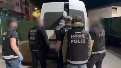 İçişleri Bakanlığı, İzmir Torbalı'da bir araçta yapılan aramada bir ton 346,5