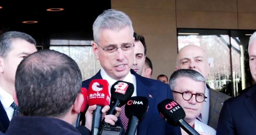 Sağlık Bakanı Kemal Memişoğlu, tarihçi ve yazar Prof. Dr. İlber