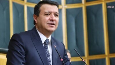 Saadet Partisi Genel Başkanı Mahmut Arıkan,  tarihçi ve yazar Prof.