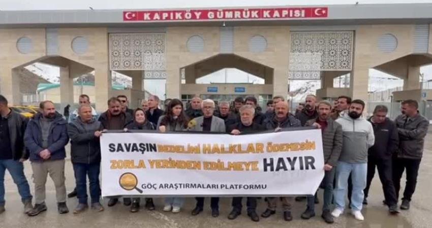 DEM Parti Van Milletvekili Mahmut Dindar İran sınır kapısında yaptığı açıklamada,